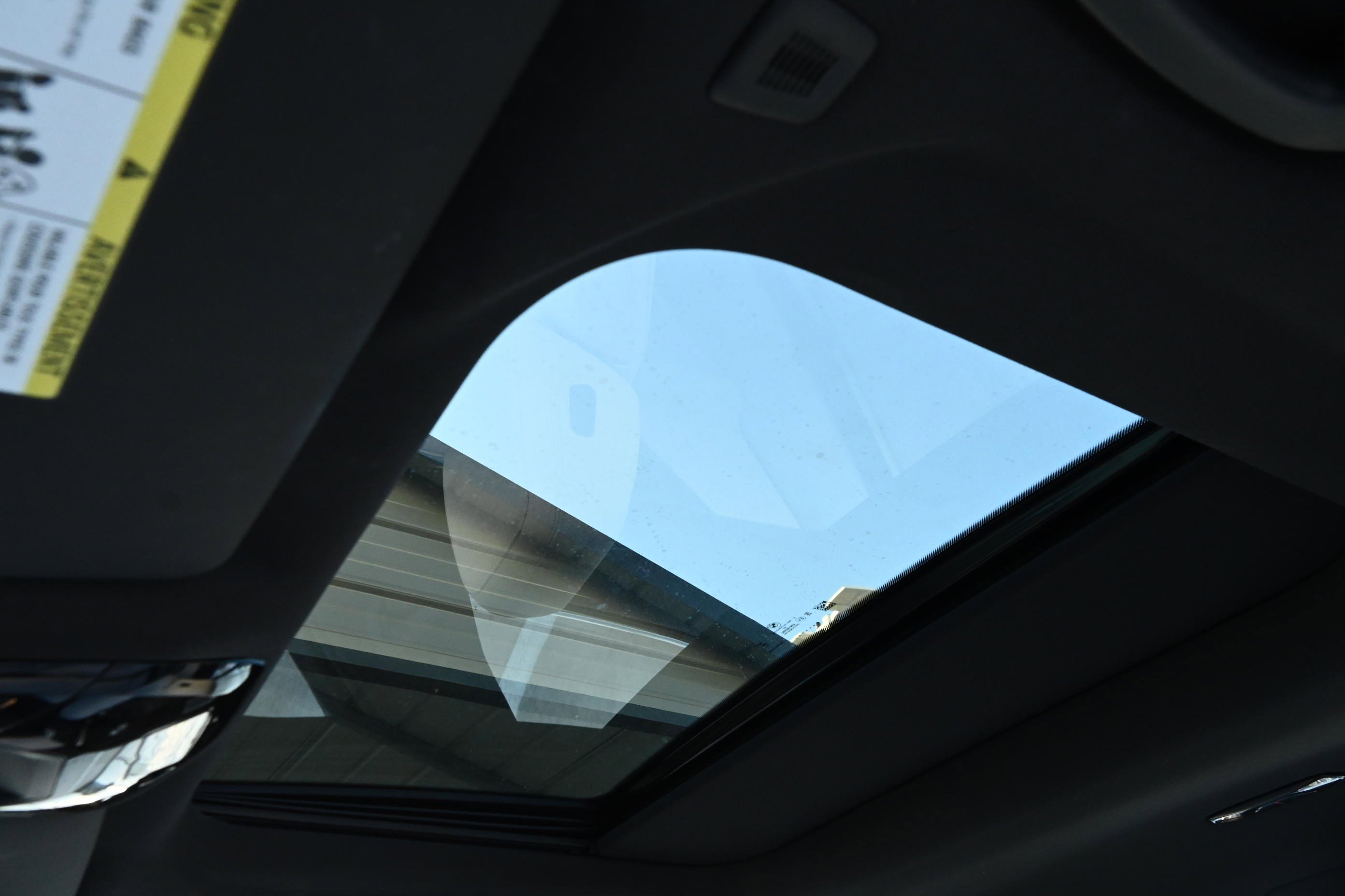 Certified 2024 BMW 530i w/ Convenience Package image 22