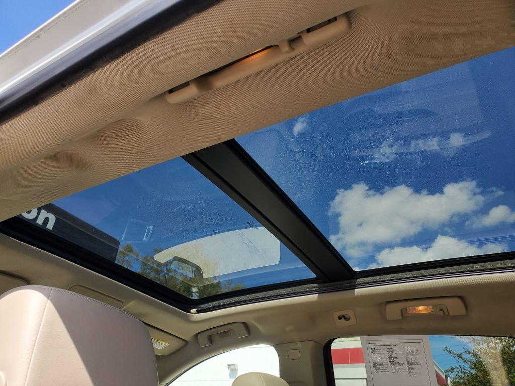 Used 2015 Cadillac SRX Performance w/ Driver Awareness Package image 31