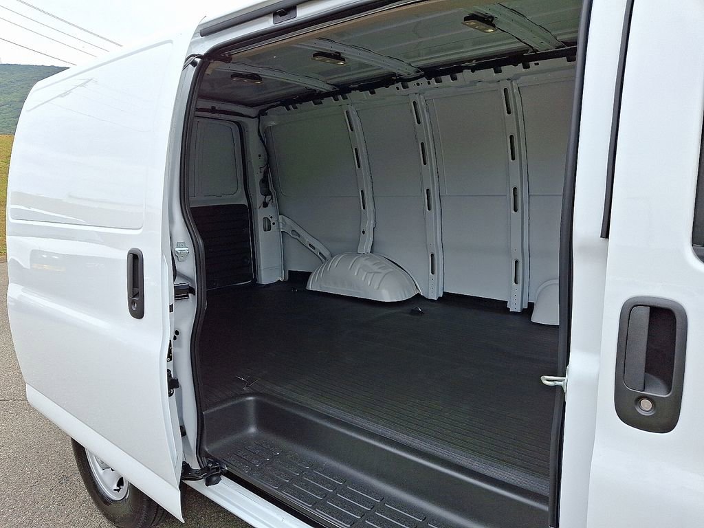 New 2025 Chevrolet Express 2500 w/ Driver Convenience Package image 5