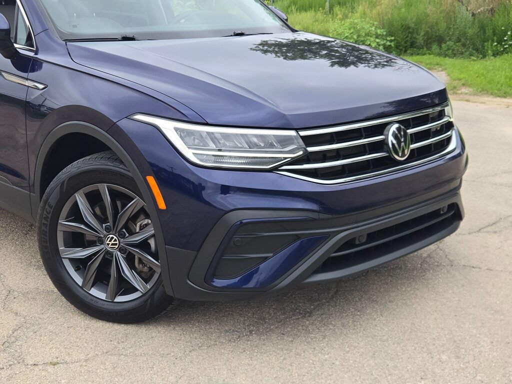Used 2022 Volkswagen Tiguan SE AWD/4WD image 4