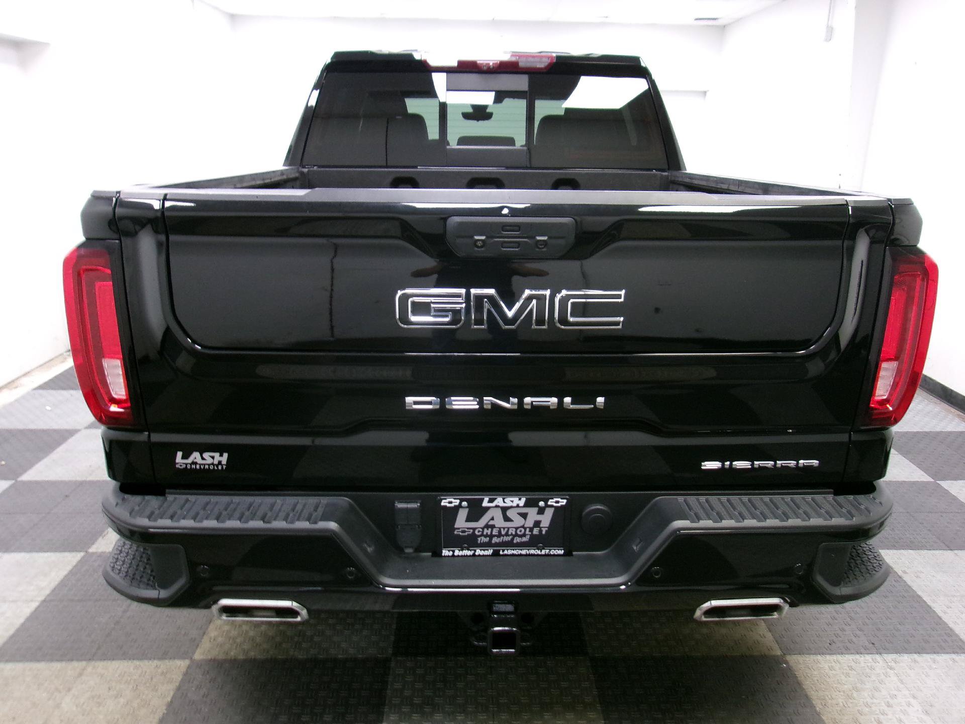 Used 2021 GMC Sierra 1500 Denali w/ Denali Carbonpro Edition AWD/4WD image 12