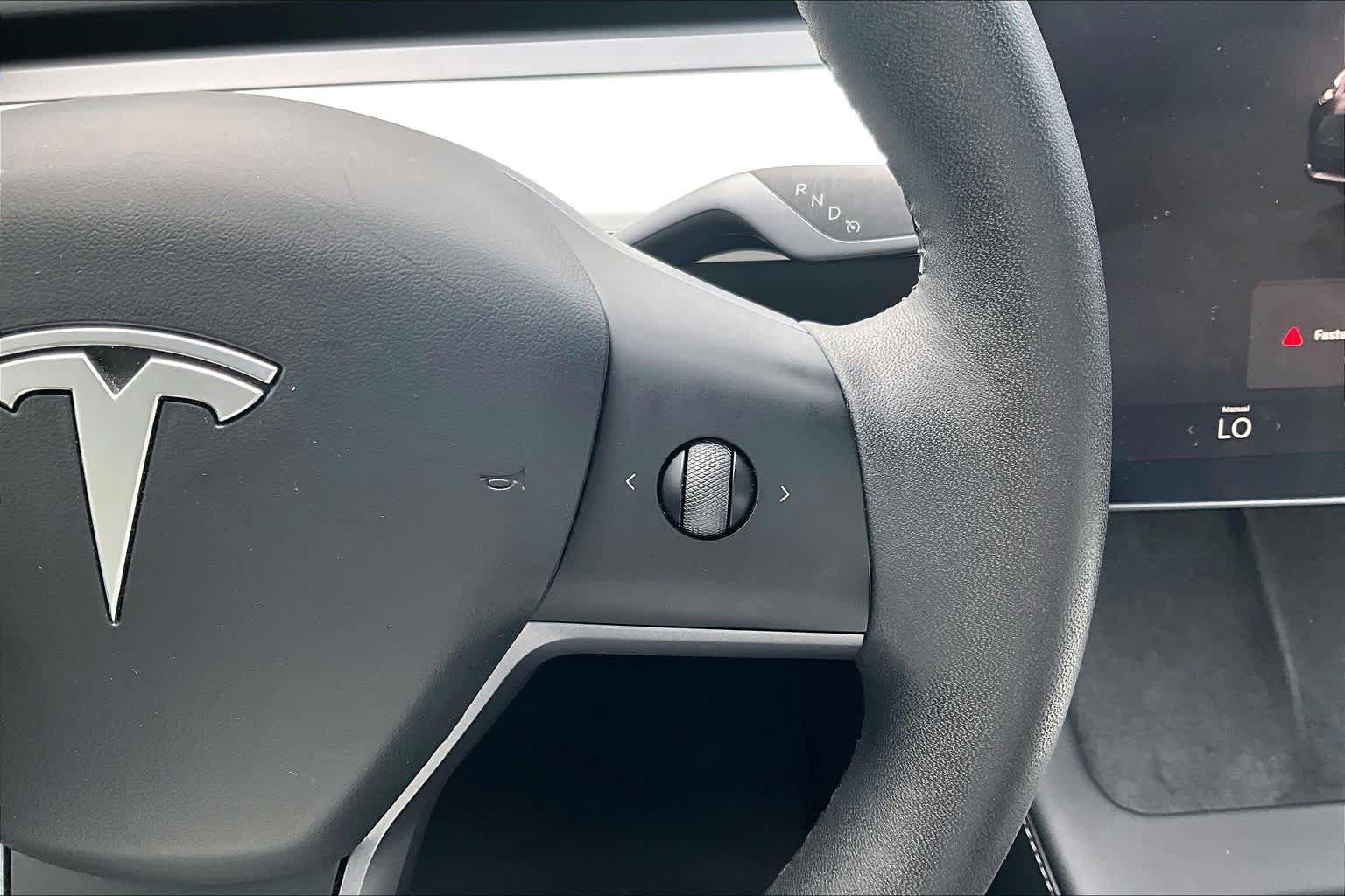 Used 2023 Tesla Model 3 Standard Range RWD image 24