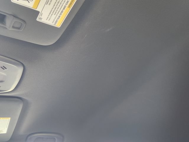 Used 2024 Chevrolet Trax RS FWD image 25