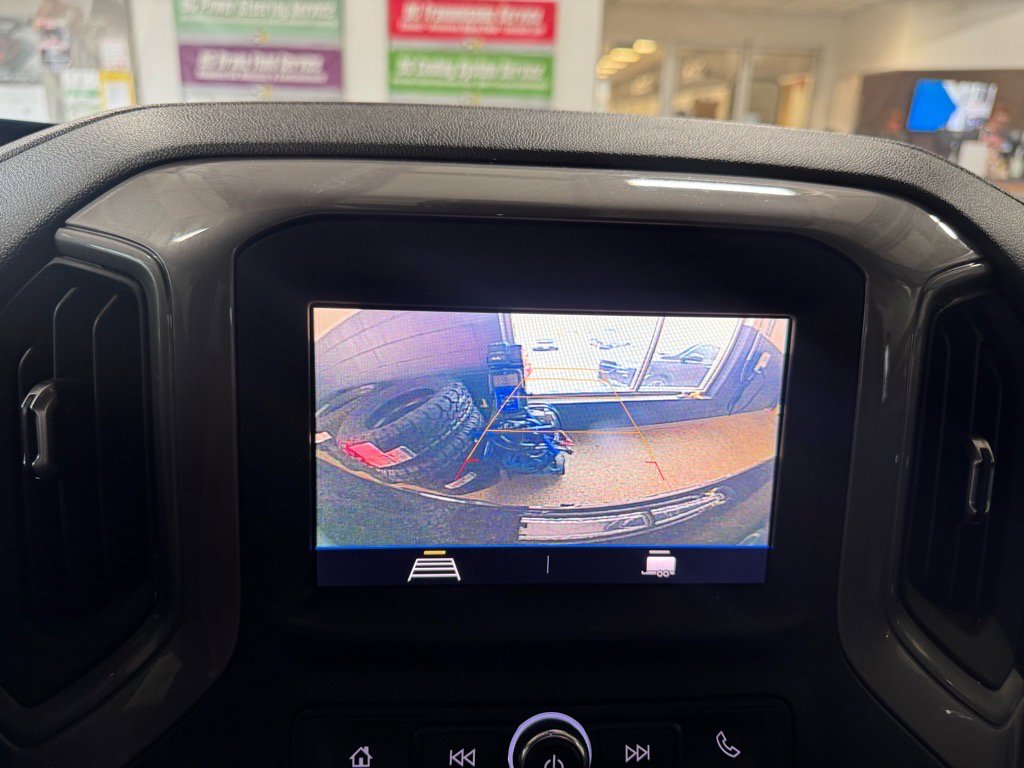 Used 2021 Chevrolet Silverado 1500 Custom Trail Boss w/ Realtree Special Edition image 23