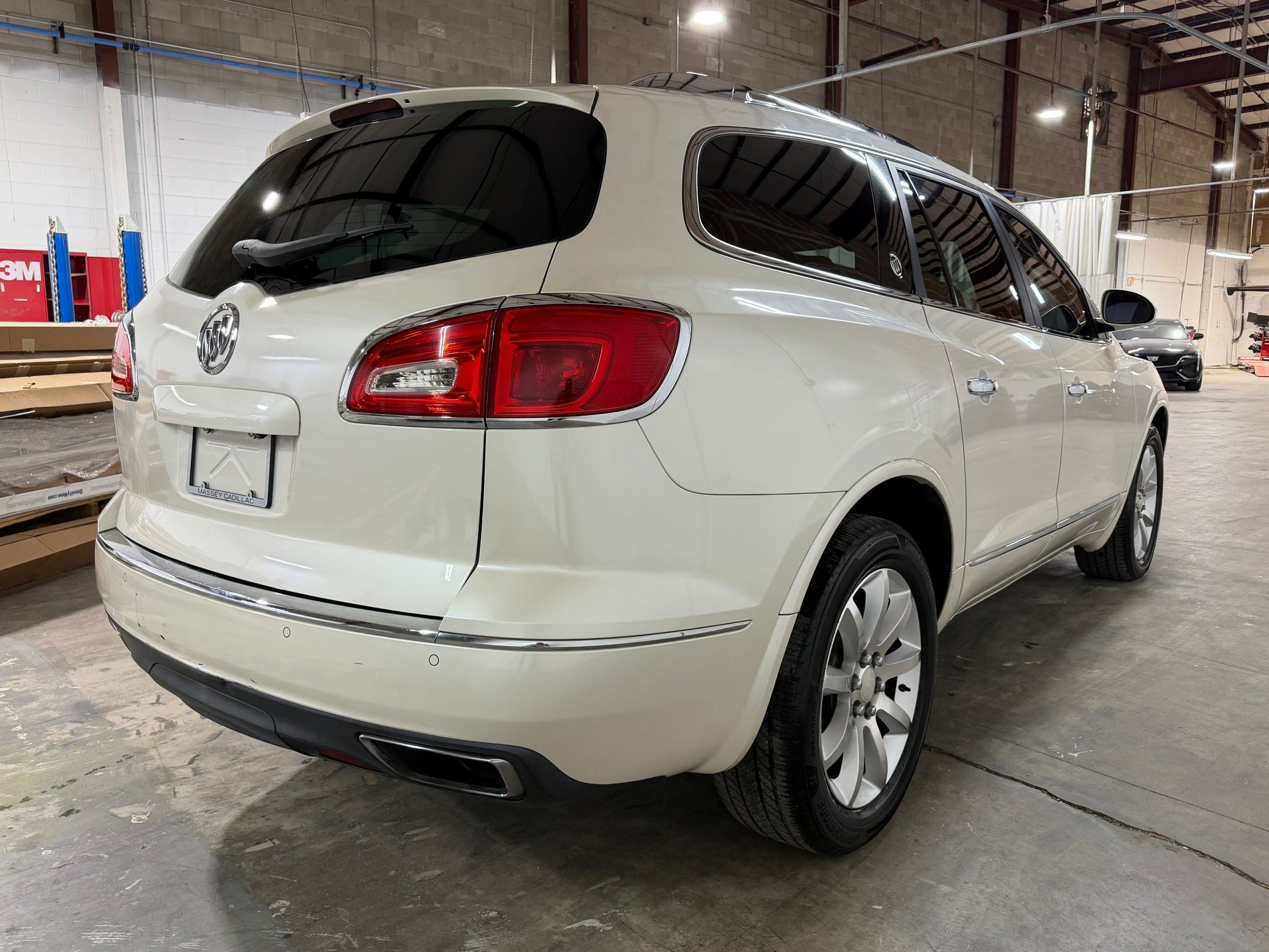Used 2014 Buick Enclave Premium FWD image 8