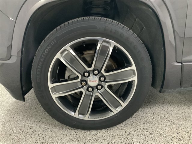 Used 2018 GMC Acadia Denali w/ Technology Package image 10