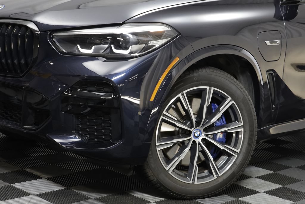Used 2023 BMW X5 xDrive45e w/ M Sport Package AWD/4WD image 3