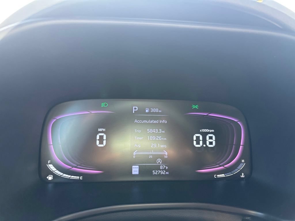 Certified 2024 Kia Soul LX w/ Option Group 015 FWD image 9