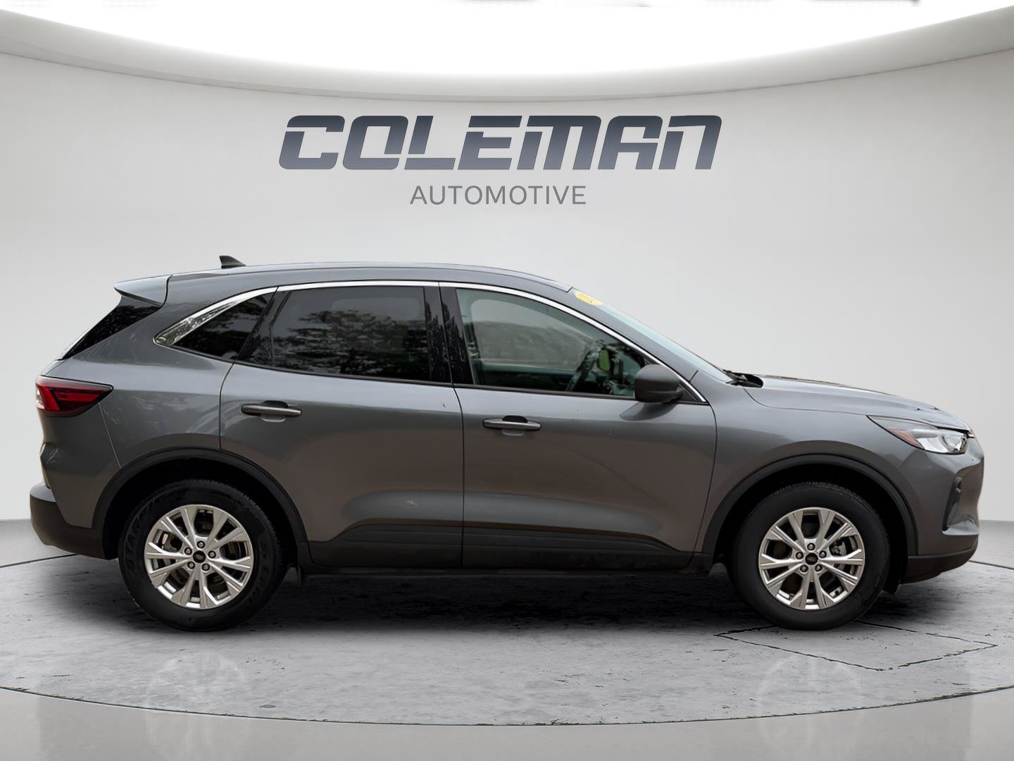 Used 2024 Ford Escape Active FWD image 10