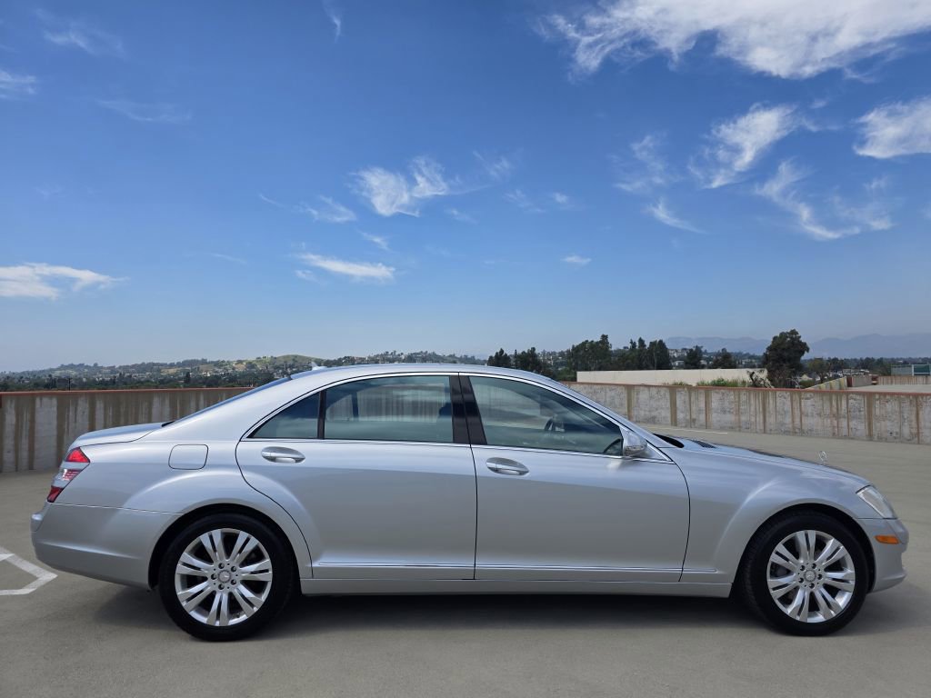 Used 2009 Mercedes-Benz S 550 image 6