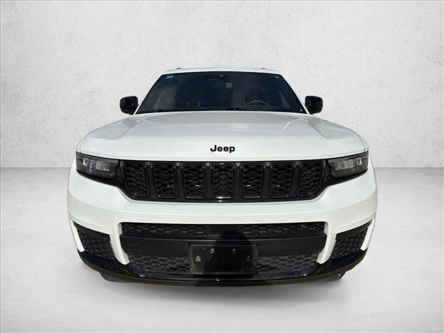 Used 2023 Jeep Grand Cherokee L Laredo AWD/4WD image 2