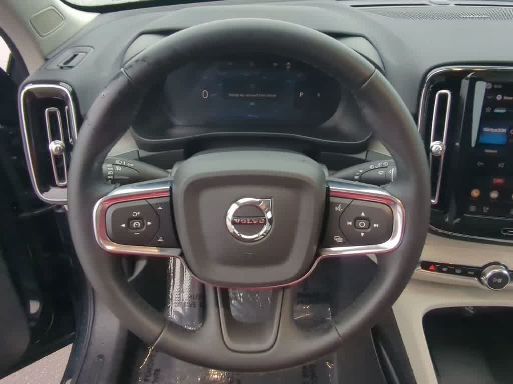 Certified 2026 Volvo XC40 B5 Ultra w/ Protection Package Premier AWD/4WD image 21