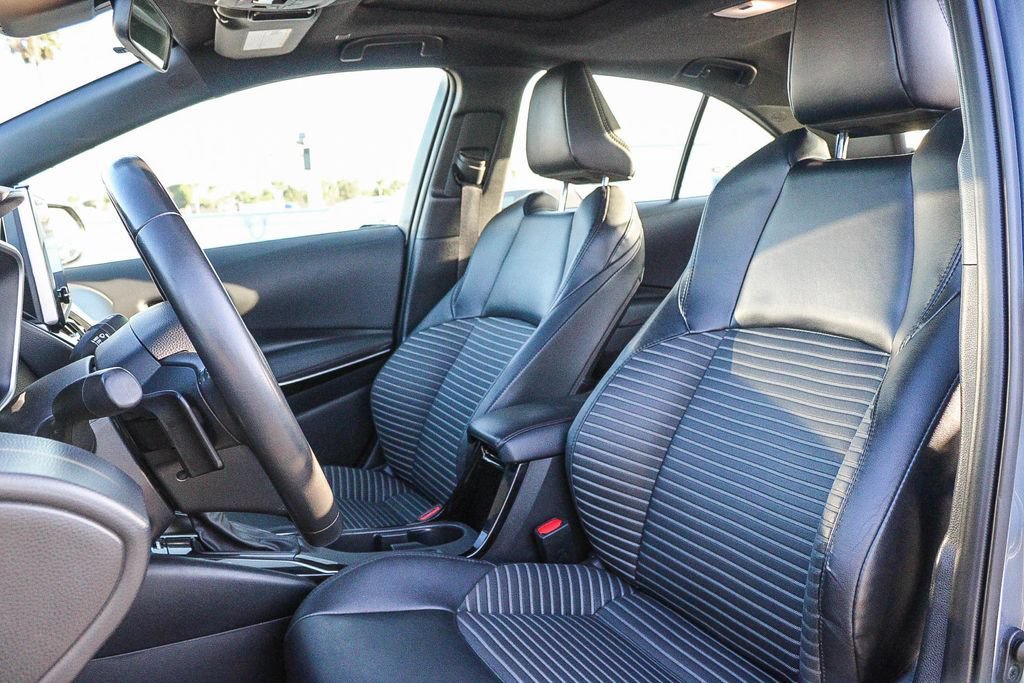 Used 2024 Toyota Corolla XSE FWD image 18
