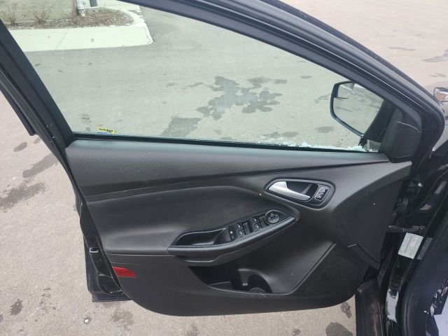 Used 2016 Ford Focus SE image 15