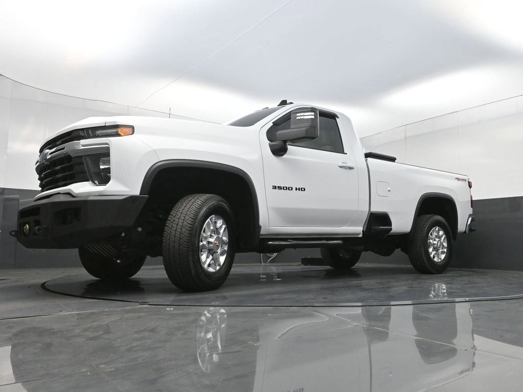Used 2024 Chevrolet Silverado 3500 LT w/ Convenience Package image 24