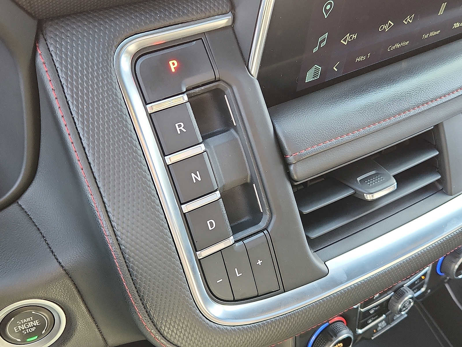 Used 2022 Chevrolet Tahoe RST w/ Luxury Package image 14