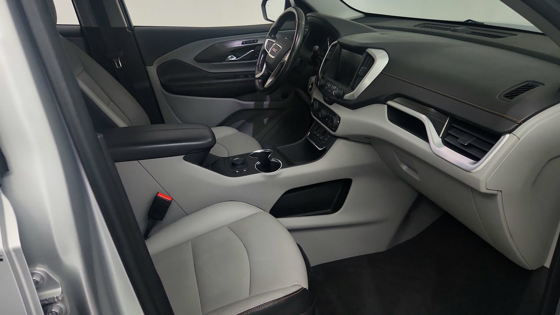 Used 2018 GMC Terrain SLT w/ Preferred Package FWD image 26