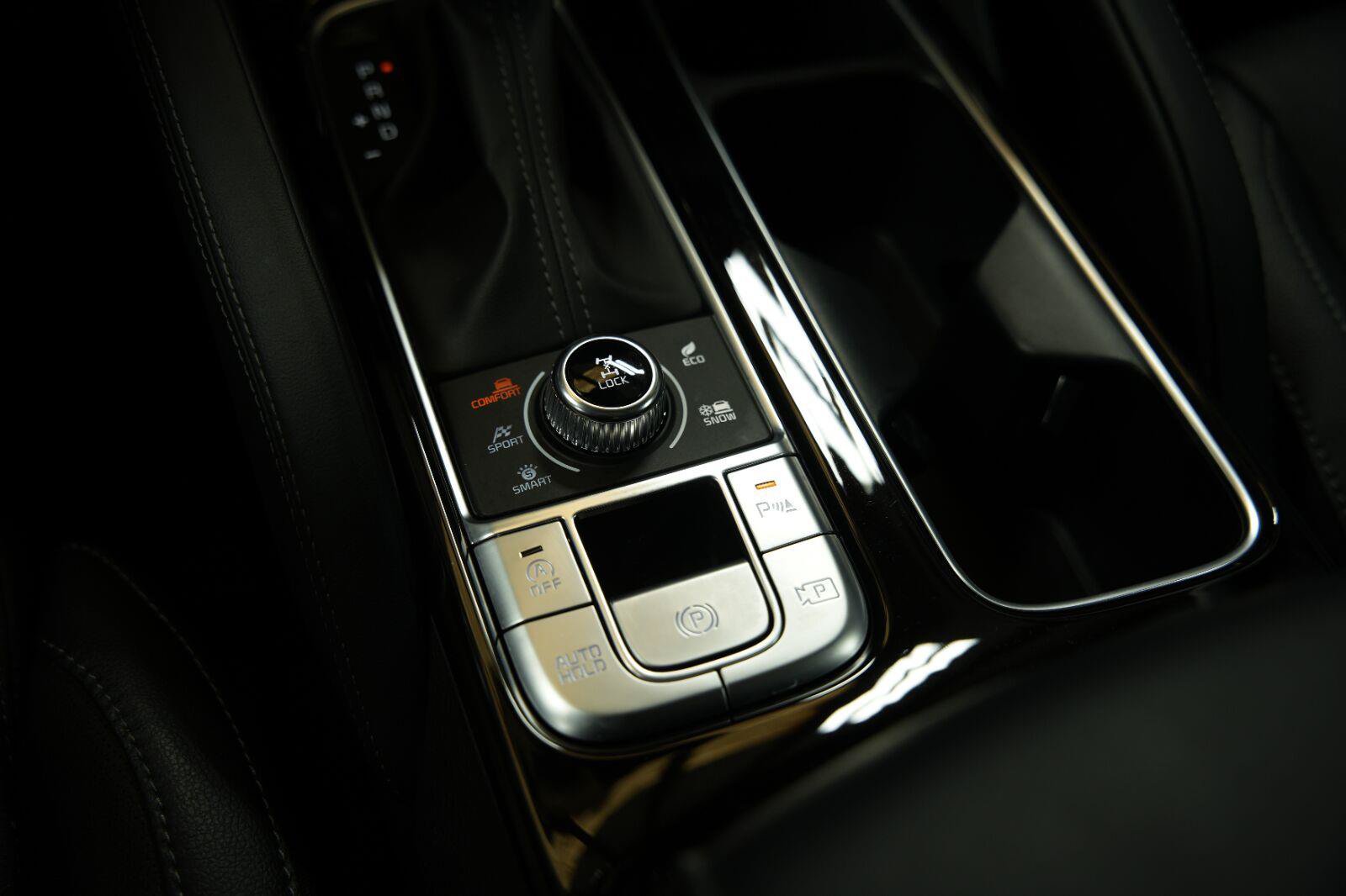 Used 2025 Kia Telluride SX AWD/4WD image 47
