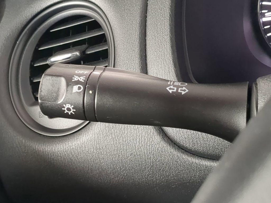 Used 2016 Nissan Pathfinder S image 23