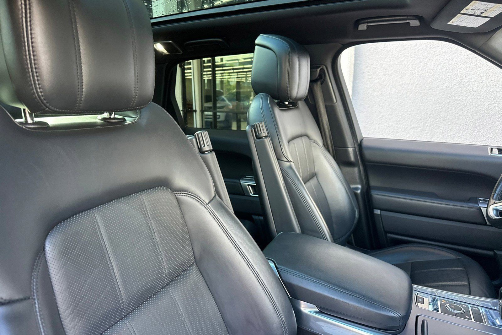 Used 2019 Land Rover Range Rover Sport HSE image 33