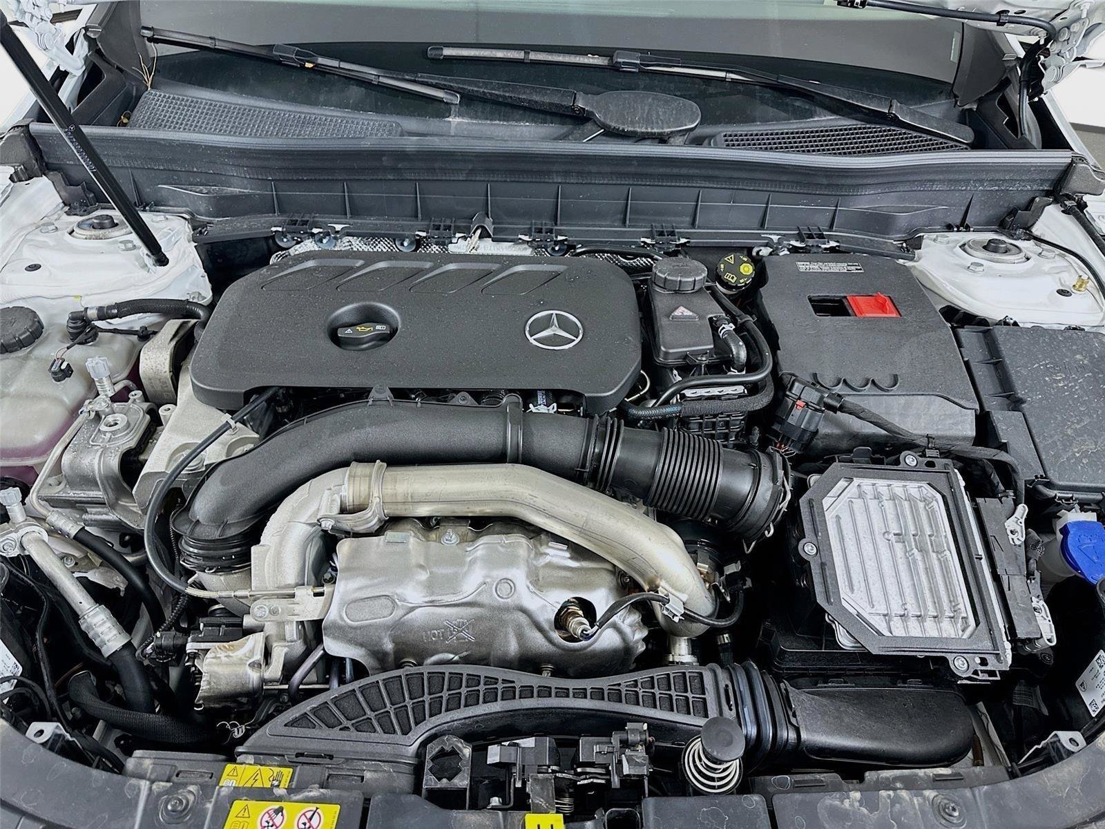 Used 2026 Mercedes-Benz GLB 250 4MATIC image 39