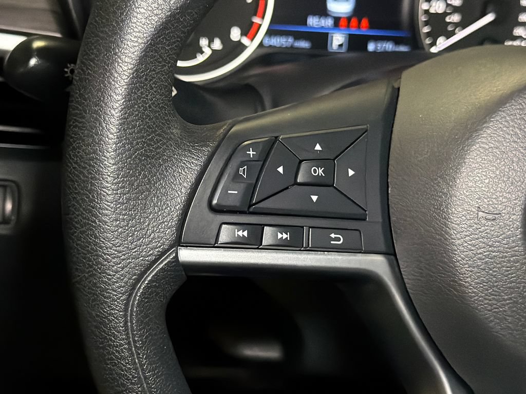 Used 2024 Nissan Altima 2.5 SV AWD/4WD image 22