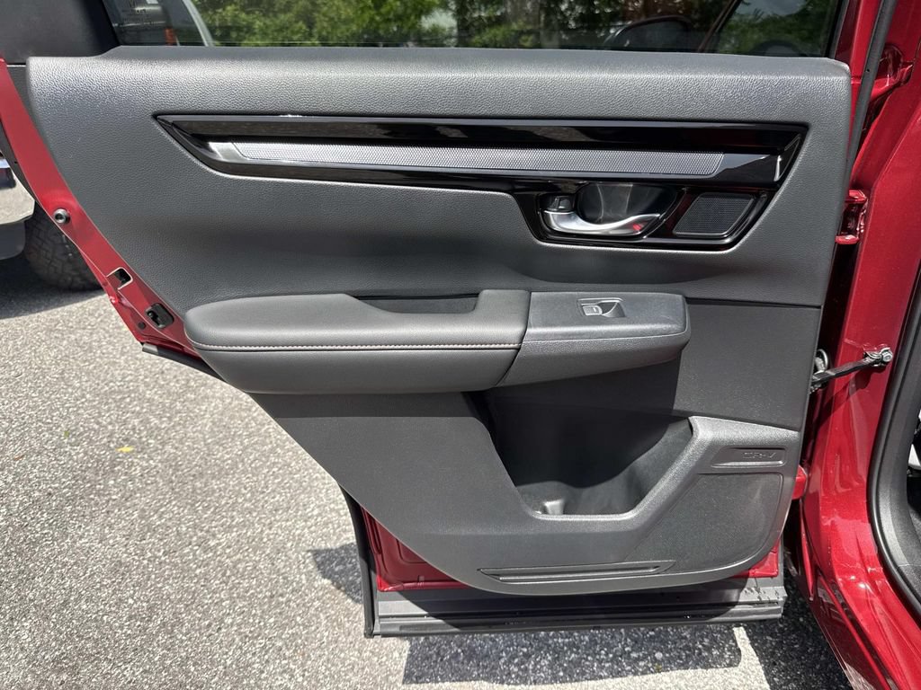 Used 2025 Honda CR-V Sport Touring image 12