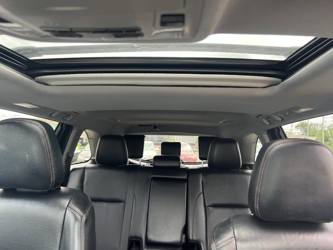 Used 2019 Toyota Highlander XLE image 39