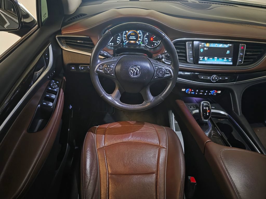 Used 2019 Buick Enclave Avenir w/ Avenir Technology Package AWD/4WD image 26