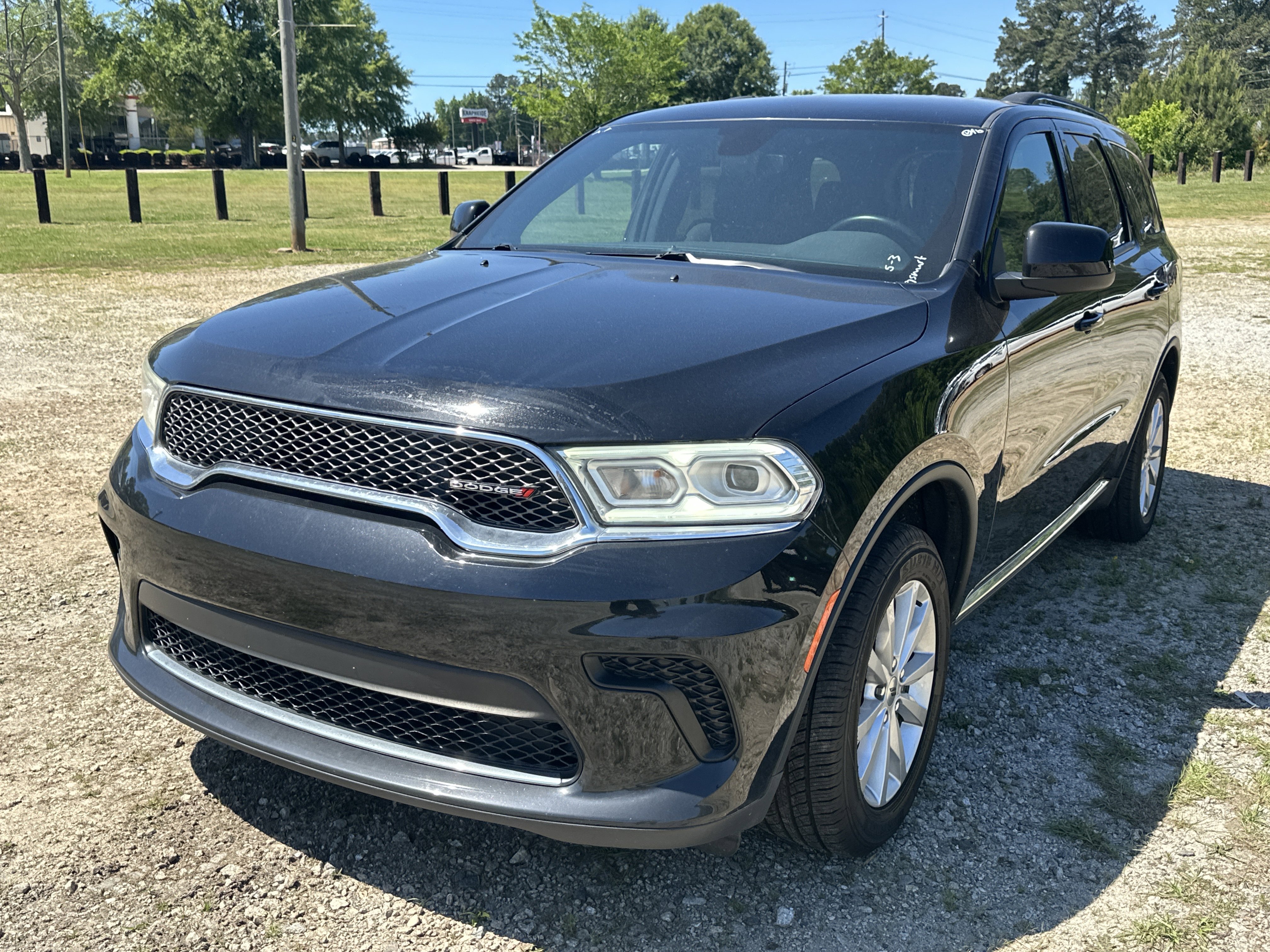 Used 2023 Dodge Durango SXT RWD image 1