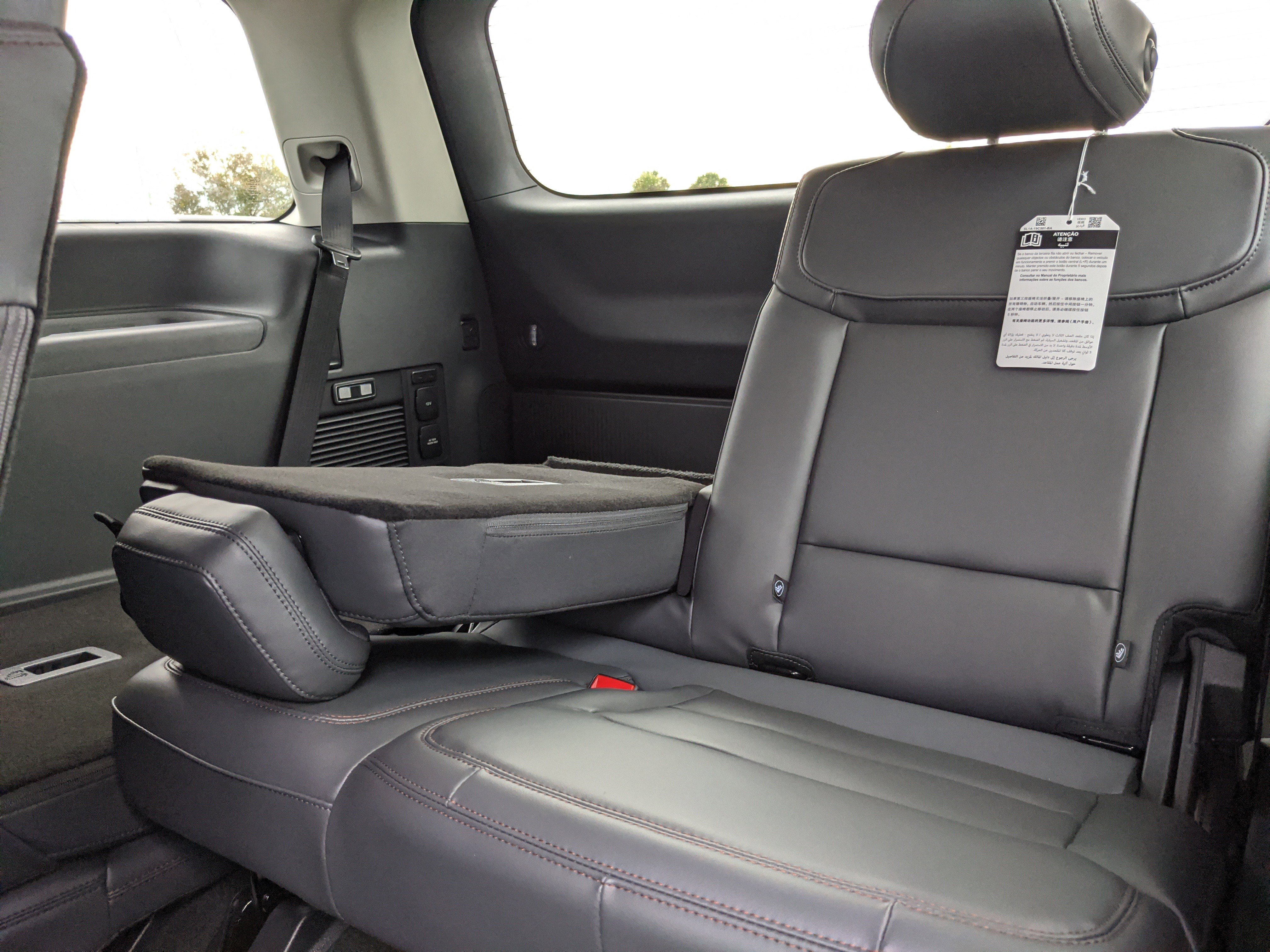 New 2025 Ford Expedition Active image 17