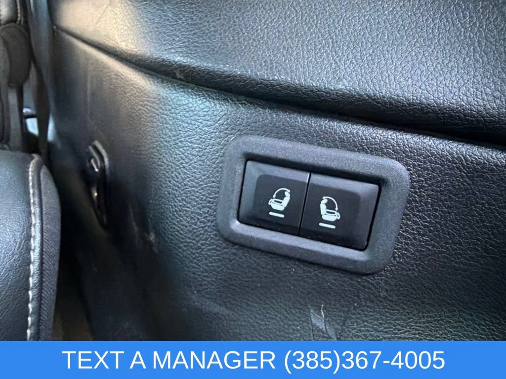Used 2023 Jeep Wagoneer L Series II AWD/4WD image 24