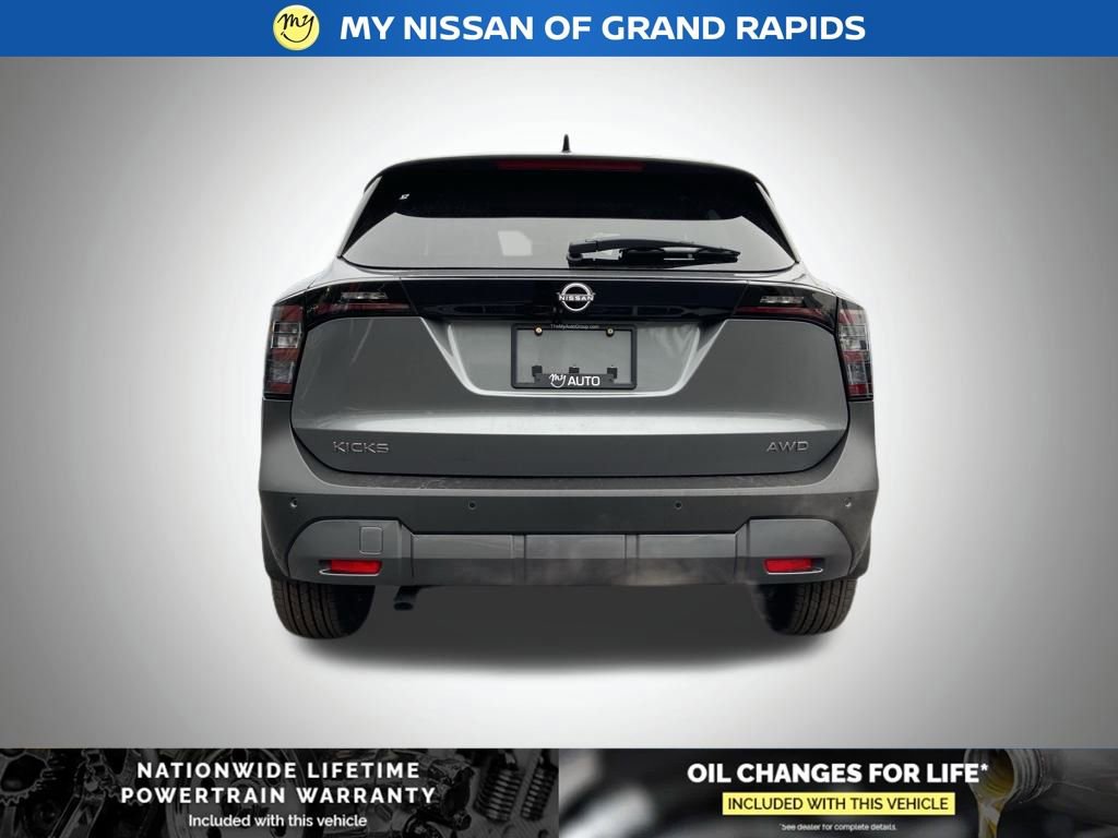 New 2026 Nissan Kicks SV w/ SV Premium Package image 5