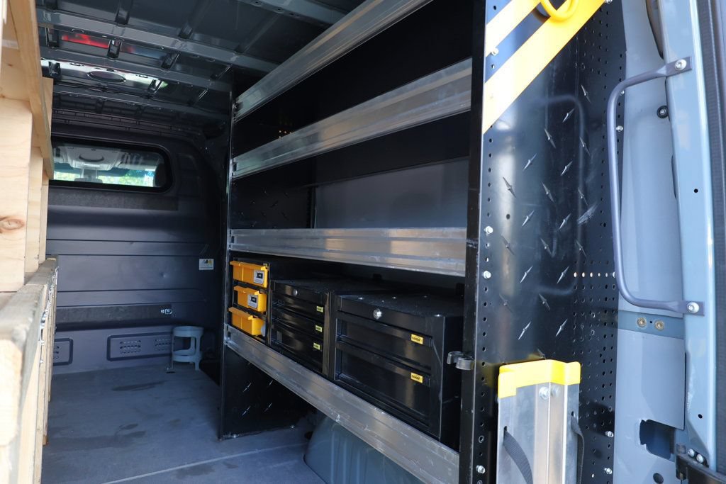 Used 2024 Mercedes-Benz Sprinter 2500 image 13