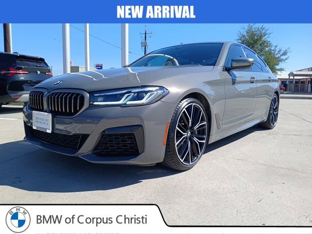 Used 2021 BMW M550i xDrive w/ Executive Package image 3