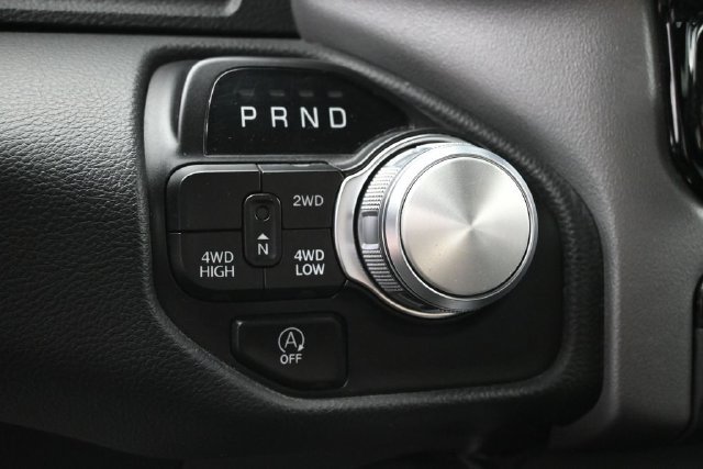 Used 2024 RAM 1500 Laramie AWD/4WD image 27