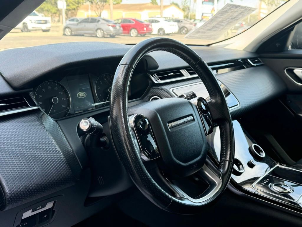 Used 2020 Land Rover Range Rover Velar S image 12