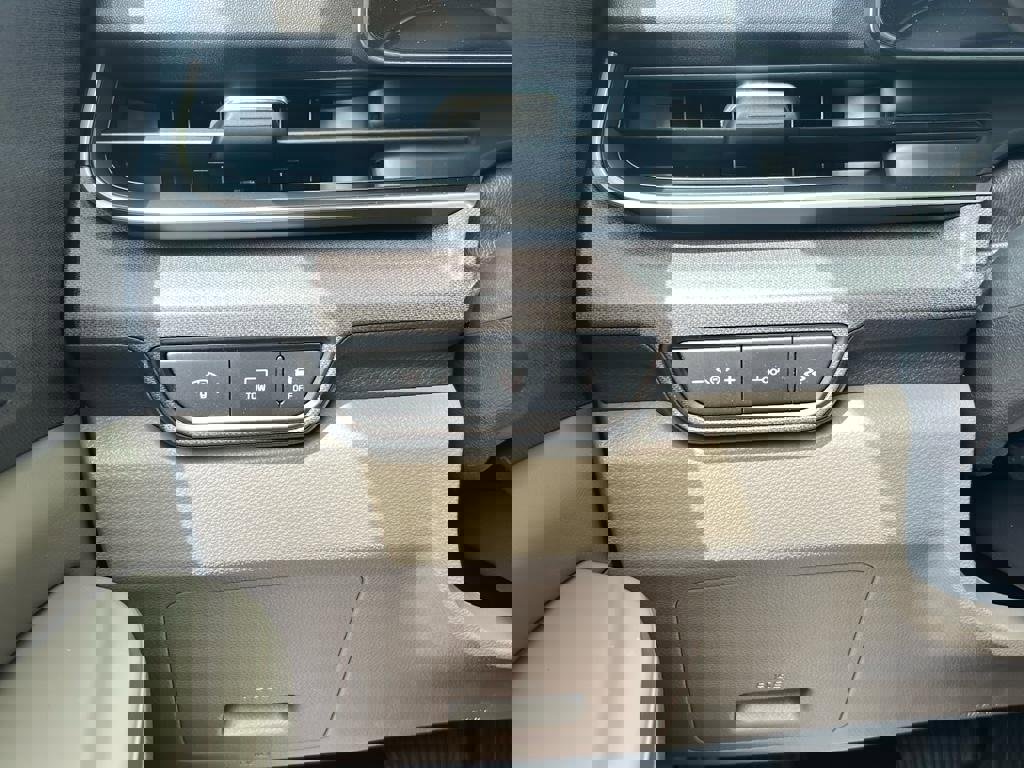 New 2026 Kia Carnival EX image 27