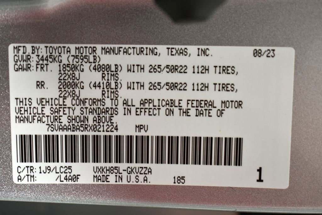 Used 2024 Toyota Sequoia Capstone AWD/4WD image 15