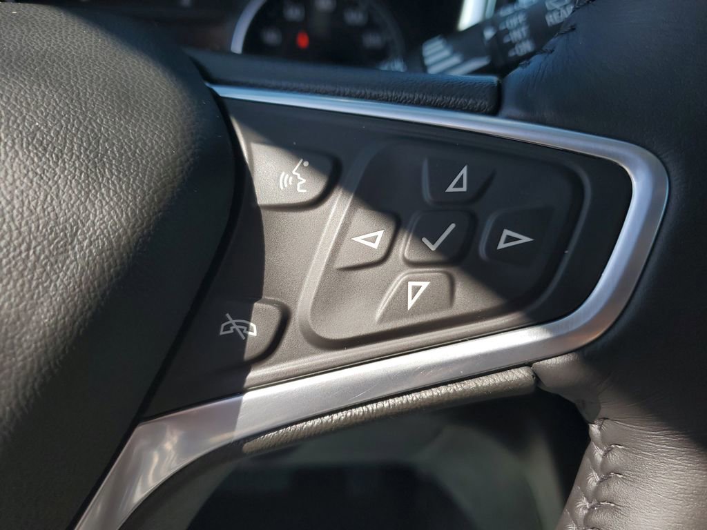 Used 2022 Chevrolet Equinox Premier image 32