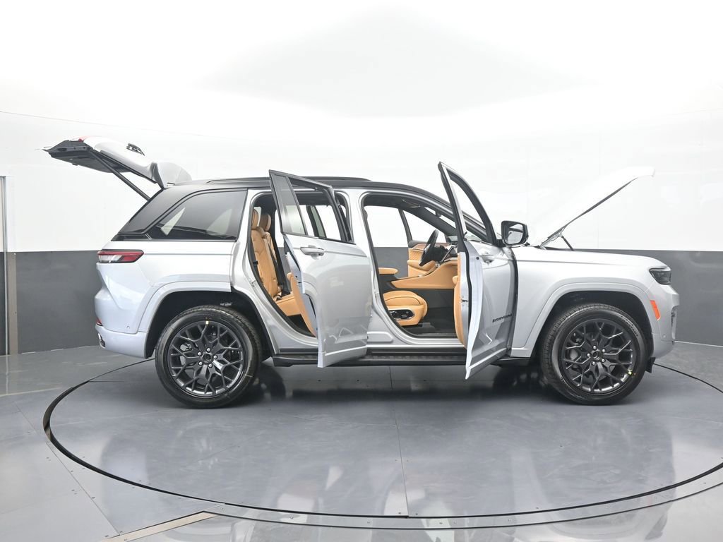New 2025 Jeep Grand Cherokee Summit image 71