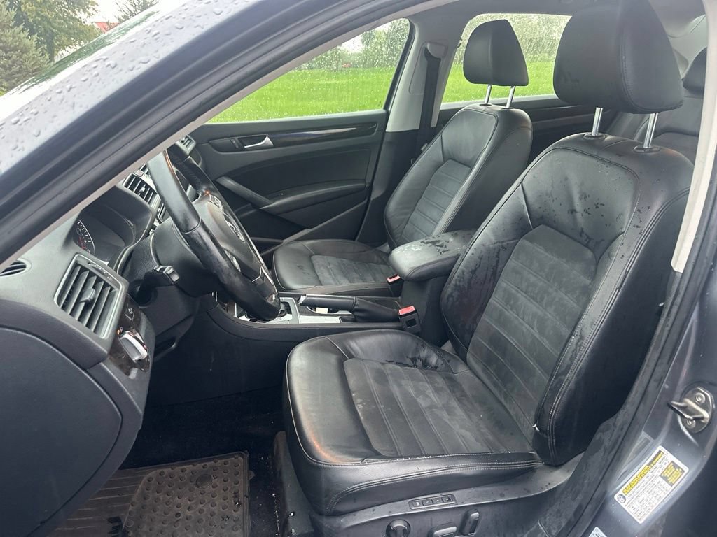 Used 2014 Volkswagen Passat TDI SEL Premium FWD image 15