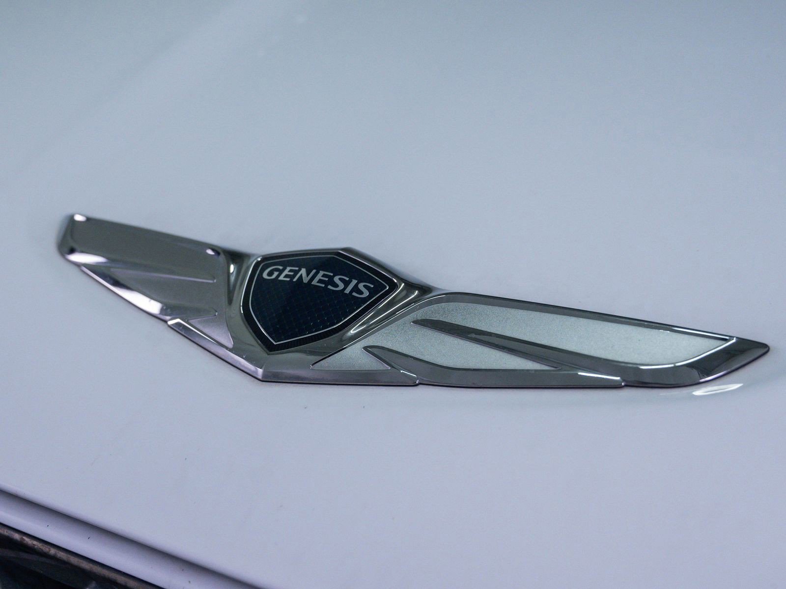 Used 2022 Genesis GV70 3.5T Sport w/ Sport Prestige Package AWD/4WD image 5