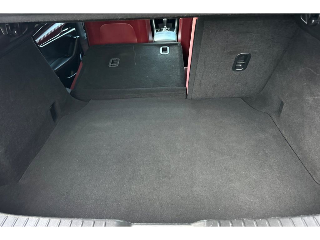 Used 2021 MAZDA MAZDA3 Hatchback w/Premium Plus Pkg image 17