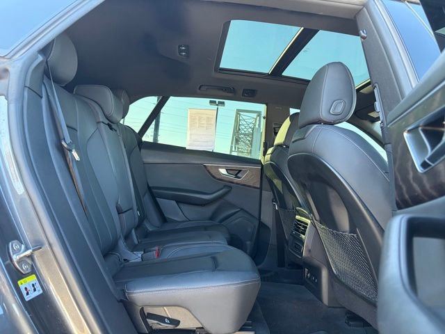 Used 2021 Audi Q8 Premium w/ Black Optic Package image 11