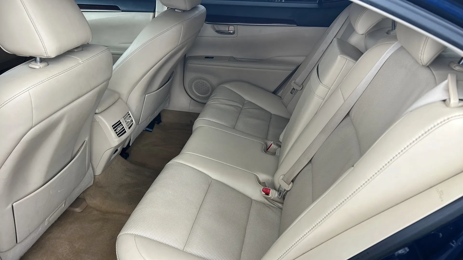Used 2014 Lexus ES 350 w/ Premium Package FWD image 13