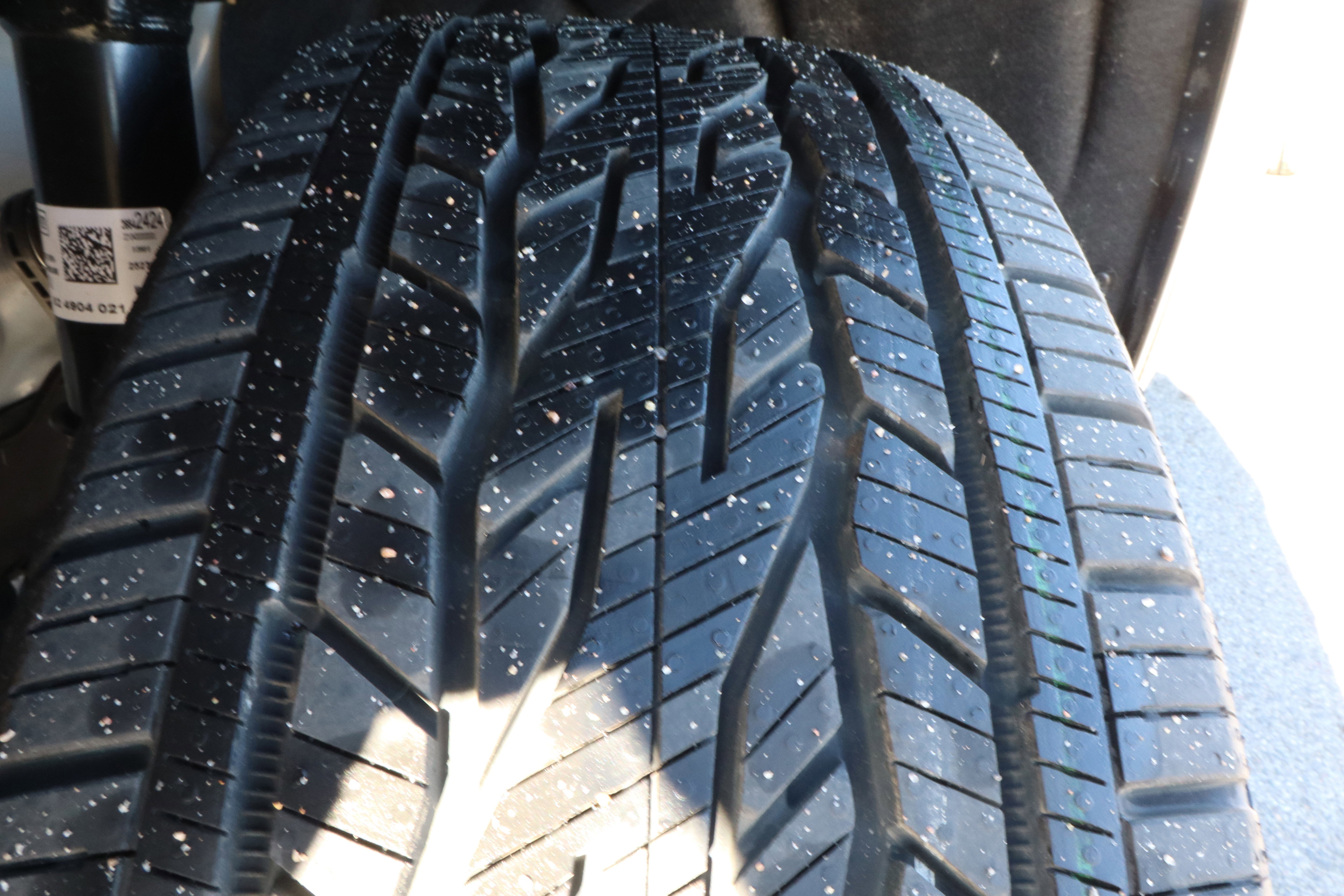 New 2026 Buick Enclave Sport Touring w/ Super Cruise Package image 17