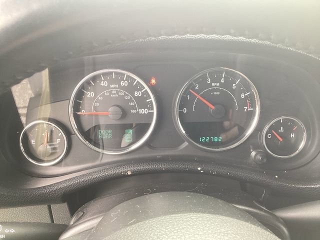 Used 2013 Jeep Wrangler Sahara w/ Connectivity Group AWD/4WD image 11