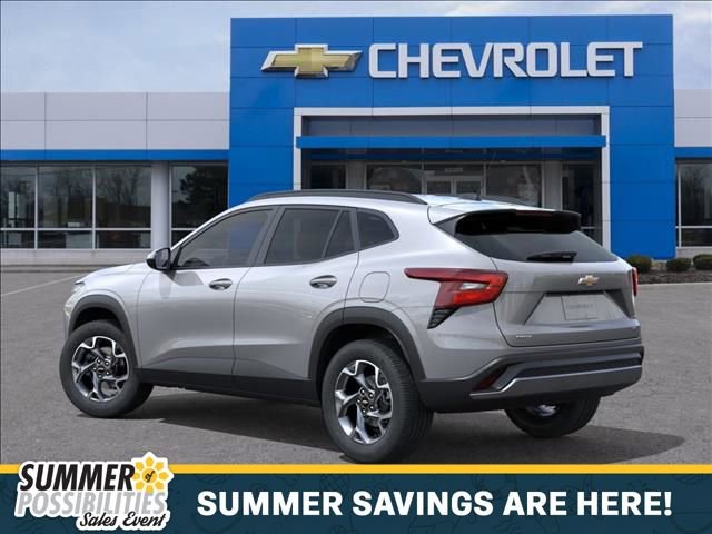 New 2026 Chevrolet Trax LT w/ Driver Confidence Package FWD image 3