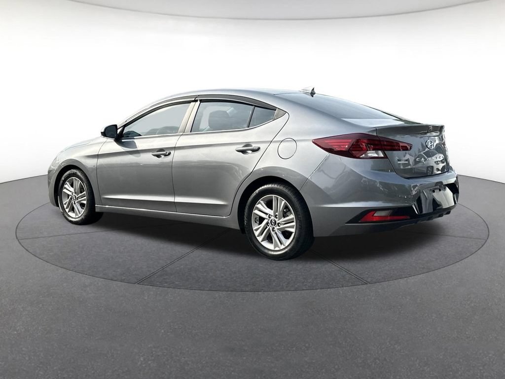 Used 2019 Hyundai Elantra SEL w/ Cargo Package FWD image 3